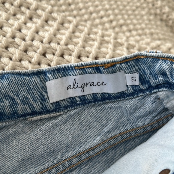 Aligrace - Michelle Baggy Short - Picture 5 of 7